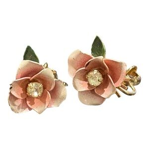 Coro Pink Enamel Flowers w/Rhinestone Ctr clip on signed vintage earrings. JB4